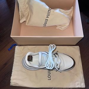 LOUIS VUITTON ARCHLIGHT SNEAKER